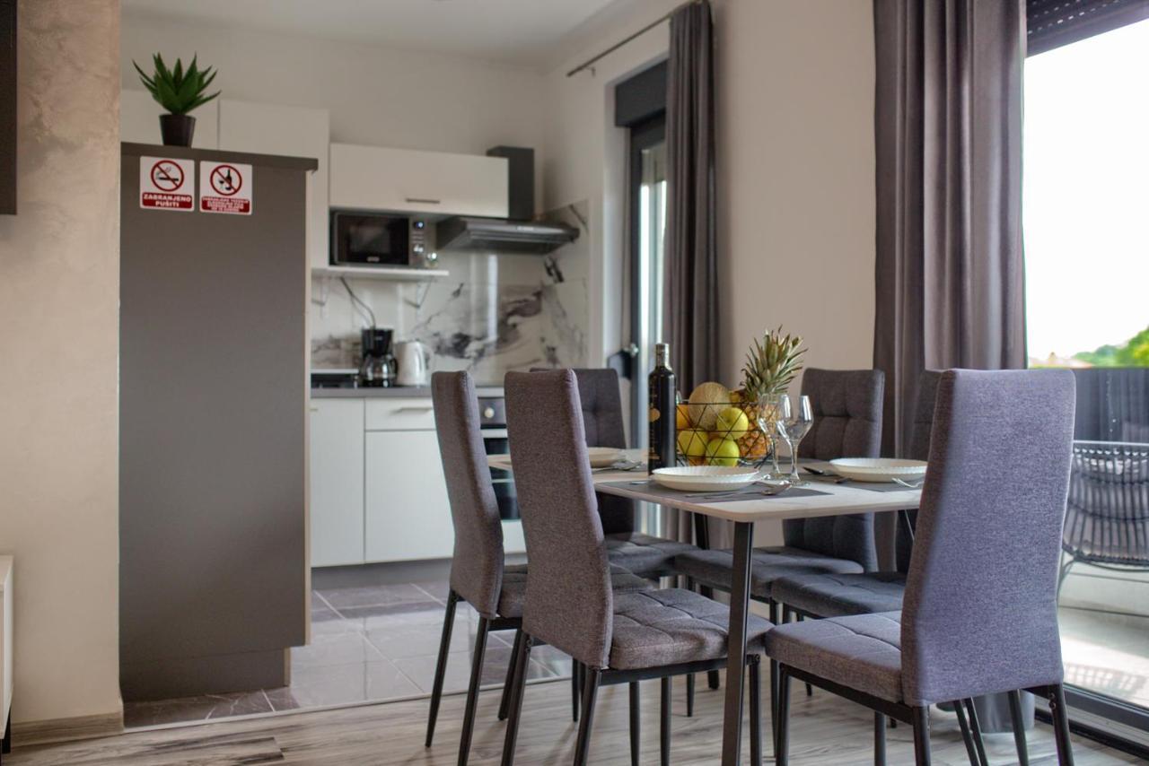 Apartment Luksuzni Asi S Bazenom Fažana