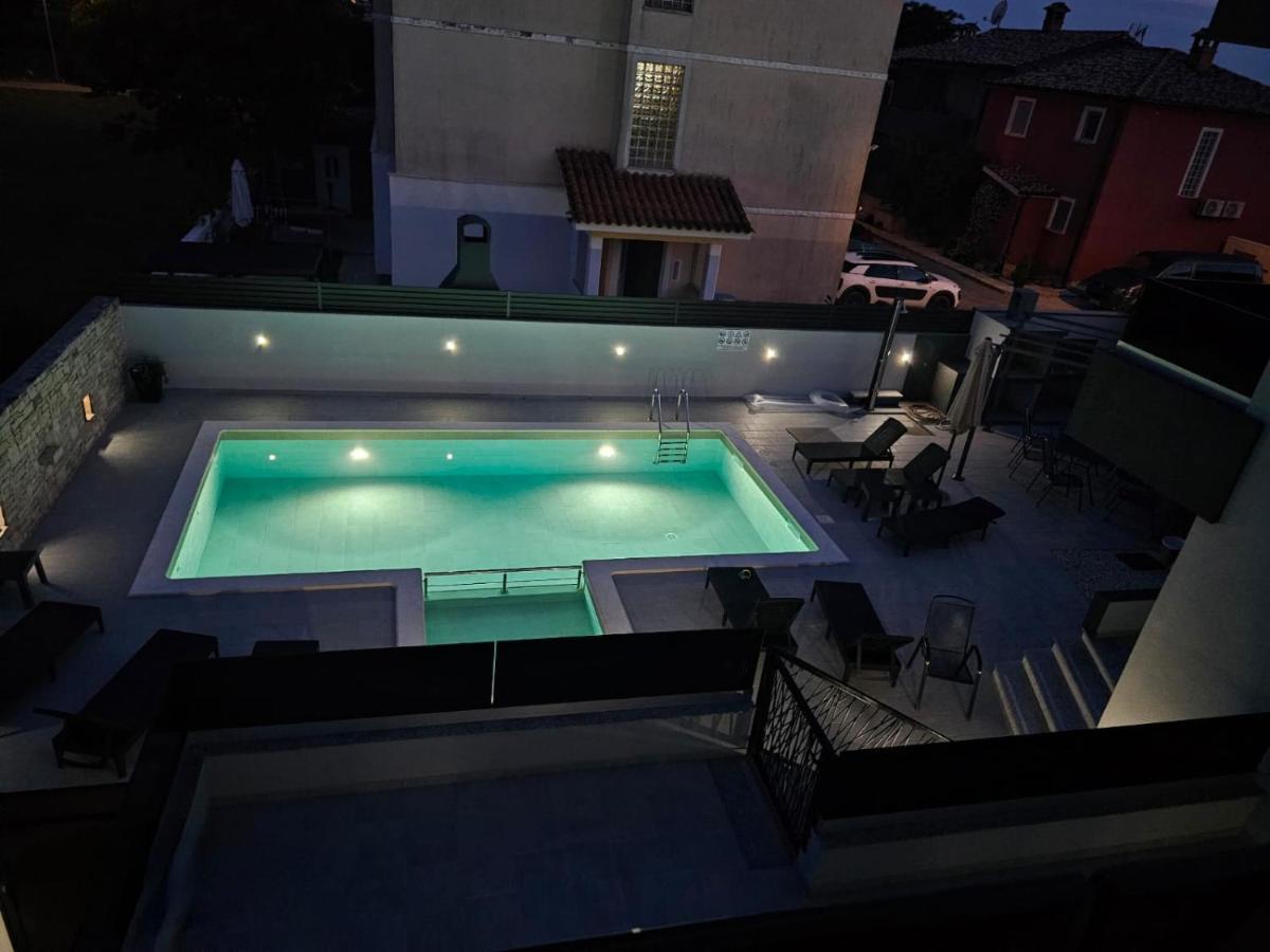 Apartment Luksuzni Asi S Bazenom Fažana